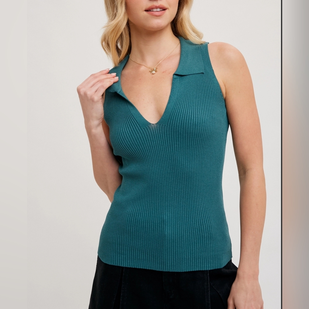 Sleeveless Ribbed Knit Collared V-Neck Top in Teal